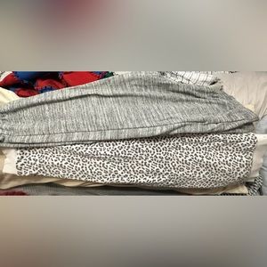 Victoria Secret Sweat Pants (2) & Shirt
